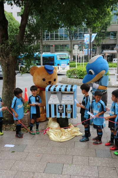 「フロンターレポスト」のお披露目