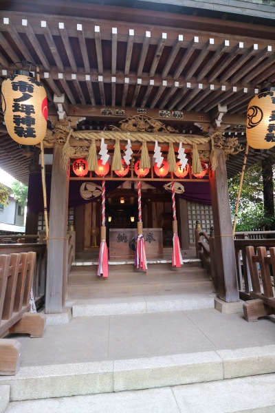 市ノ坪神社の本殿