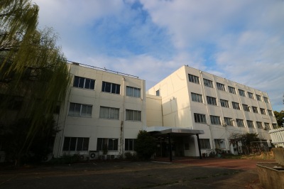 日本医科大学新丸子キャンパスの校舎