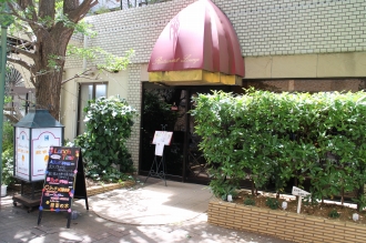 旧本館時代のレストラン「銀杏の木」