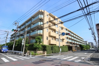 NEC社宅の半分を売却して分譲された「ガーデンズコート武蔵小杉」