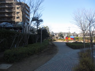 ガーデンティアラ武蔵小杉公開空地の公園