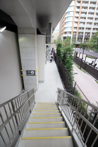 東急武蔵小杉駅側の出入口