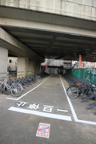 東急線高架下の「TOBU PARK武蔵小杉駅駐輪場」
