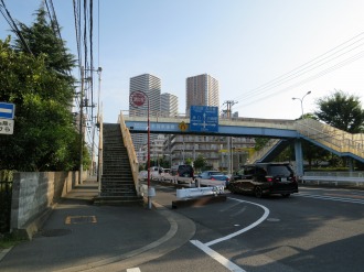 綱島街道の木月歩道橋