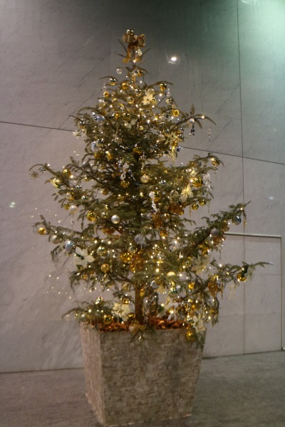 KDX武蔵小杉ビルのクリスマスツリー